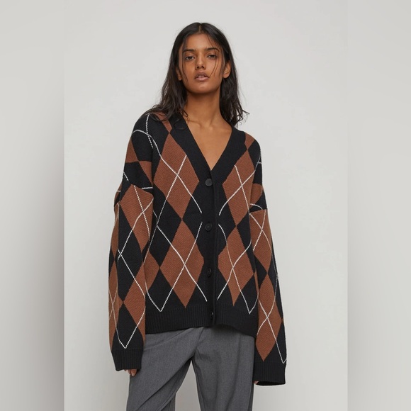 OAK + FORT Oversized Argyle Cardigan - Picture 4 of 10